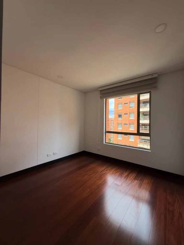 Habitación 2 del Apartemento en arriendo en Reservas de la Sierra usaquen bogota