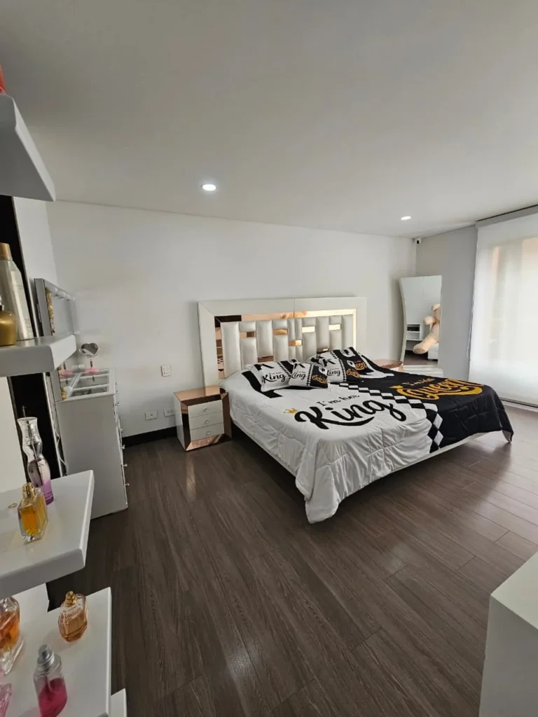habitació principal - Apartamento en venta santa barbara bogotá