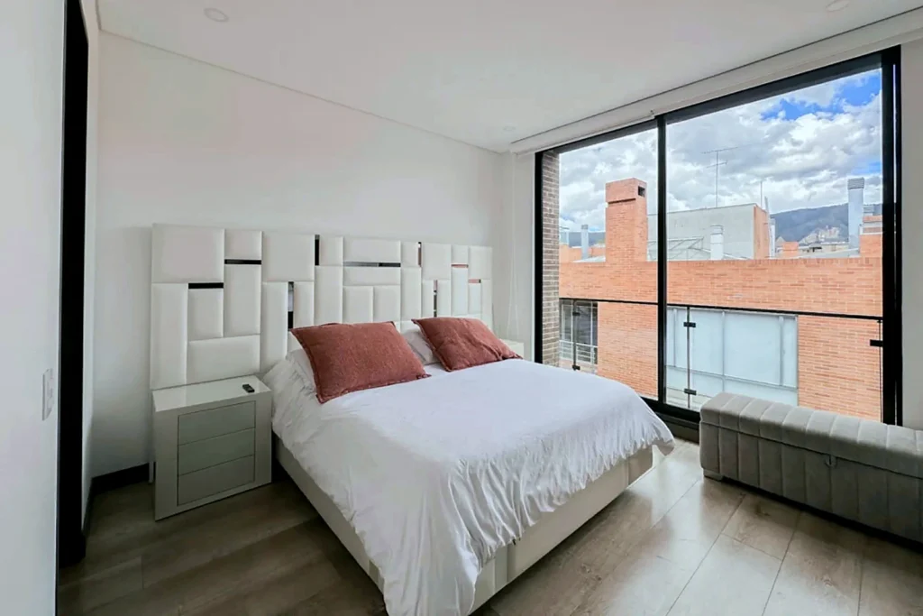 habitacion principal apartamento en venta la calleja bogotá