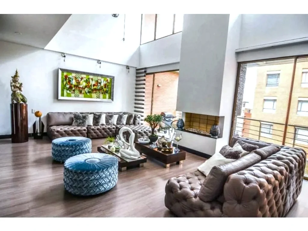 Apartamento en venta en reservas de la sierra tipo penthouse octavo piso - Sala