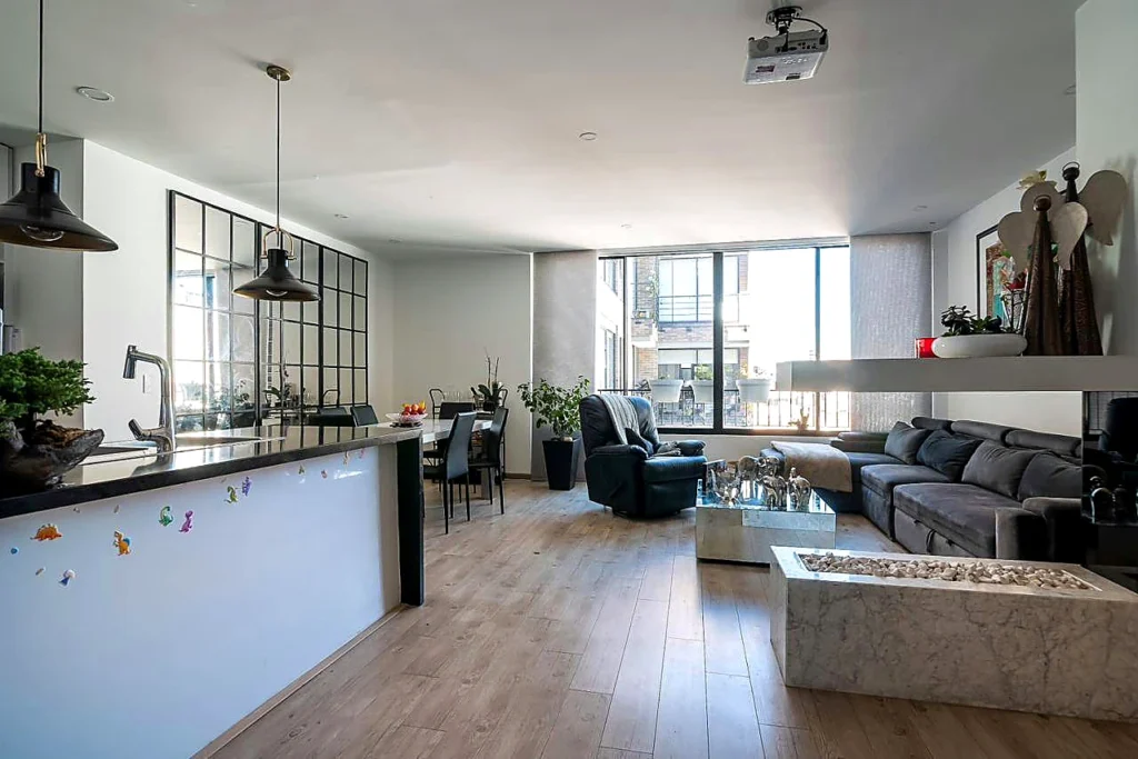 Apartamento en venta en Santa Barbara - Sala y cocina