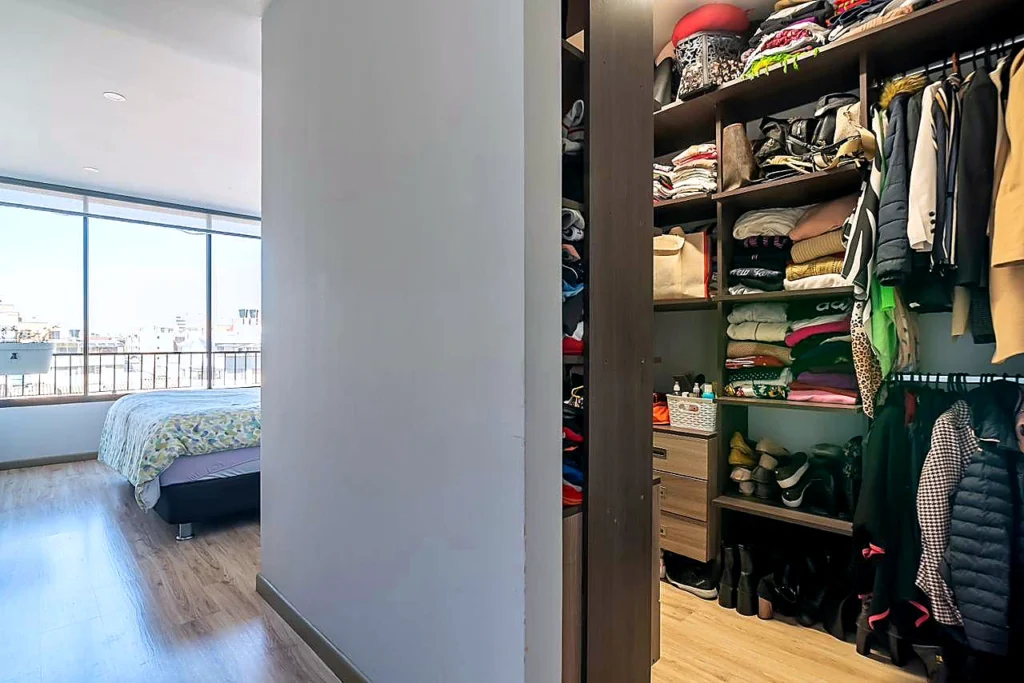 Apartamento en venta en Santa Barbara - vestier Habitación principal
